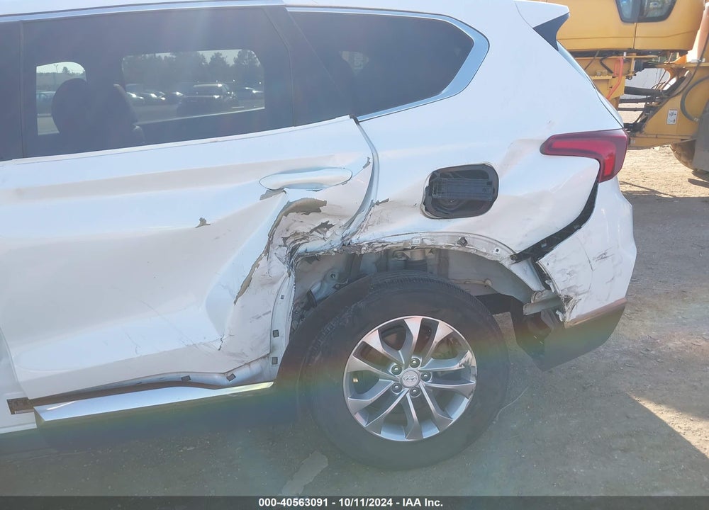 2020 HYUNDAI SANTA FE SEL VIN: 5NMS33AD6LH204258