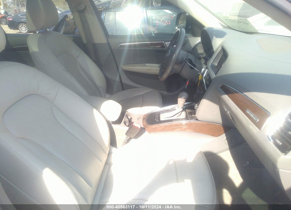 2012 AUDI Q5 2.0T PREMIUM VIN: WA1LFAFP2CA031135