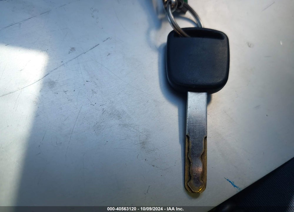 2004 HONDA CIVIC EX VIN: 2HGES26794H521933