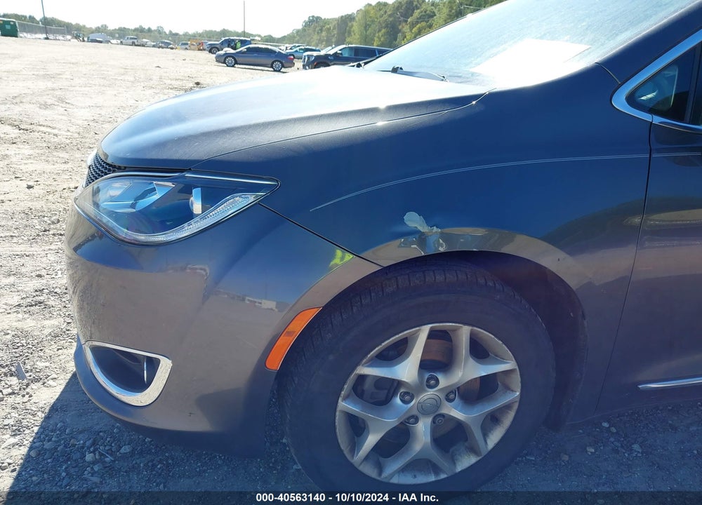 2017 CHRYSLER PACIFICA TOURING L VIN: 2C4RC1BG0HR538441
