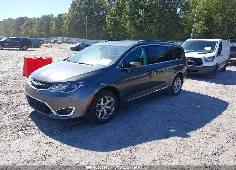 2017 CHRYSLER PACIFICA TOURING L VIN: 2C4RC1BG0HR538441