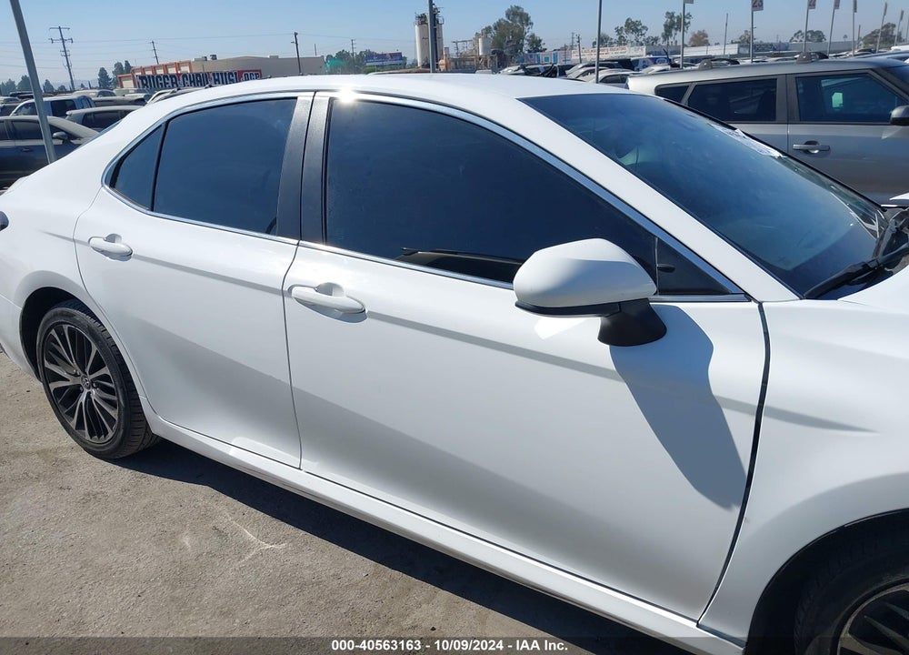 2020 TOYOTA CAMRY LE VIN: 4T1C11AK6LU360897