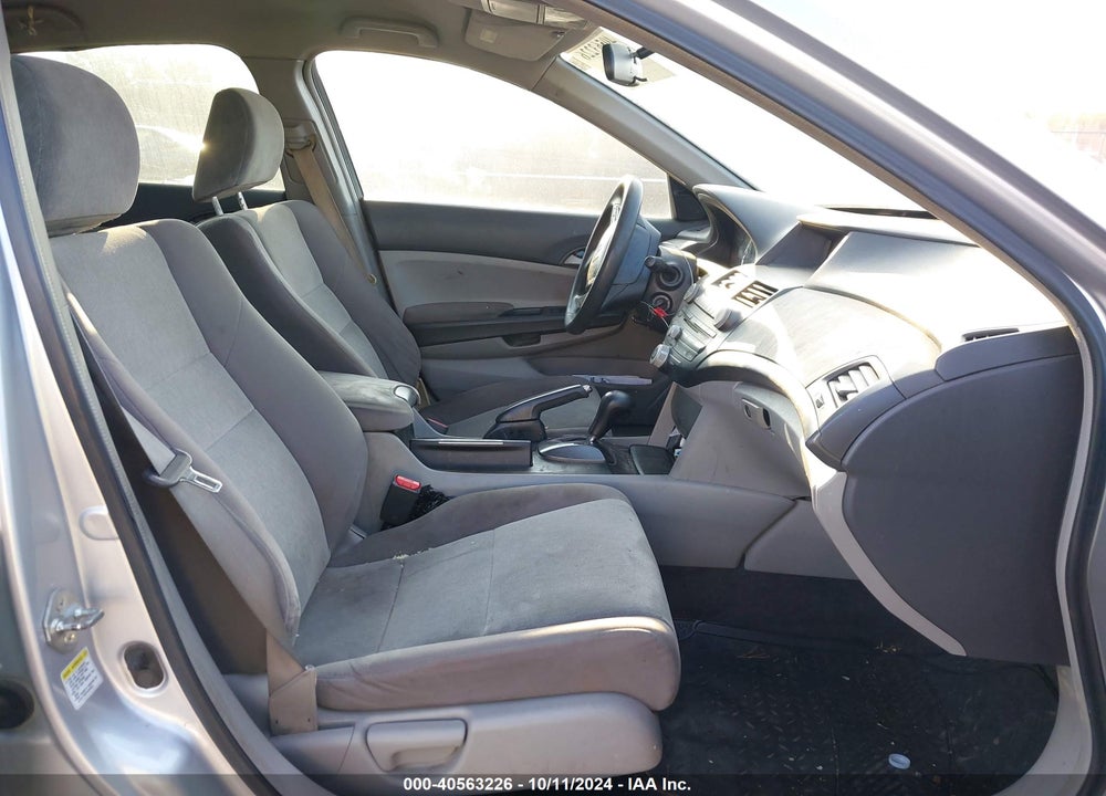 2009 HONDA ACCORD 2.4 LX VIN: 1HGCP26359A144318