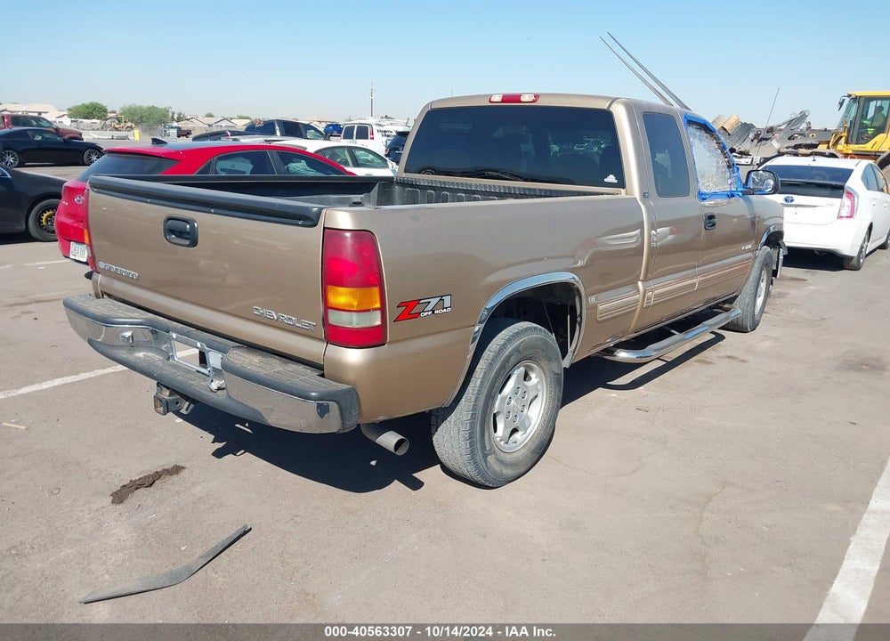 2000 CHEVROLET SILVERADO 1500 LS VIN: 1GCEK19T5YE388179