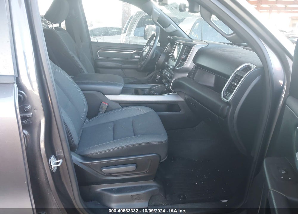 2021 RAM 1500 BIG HORN 4X4 5'7 BOX VIN: 1C6SRFFT8MN825304