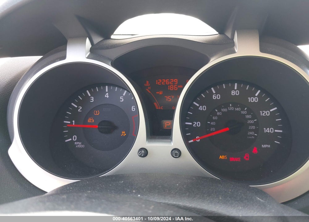 2011 NISSAN JUKE SL VIN: JN8AF5MR5BT017682