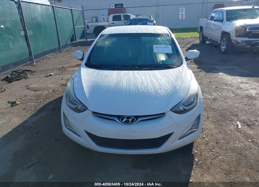 2014 HYUNDAI ELANTRA VIN: 5NPDH4AE5EH495995