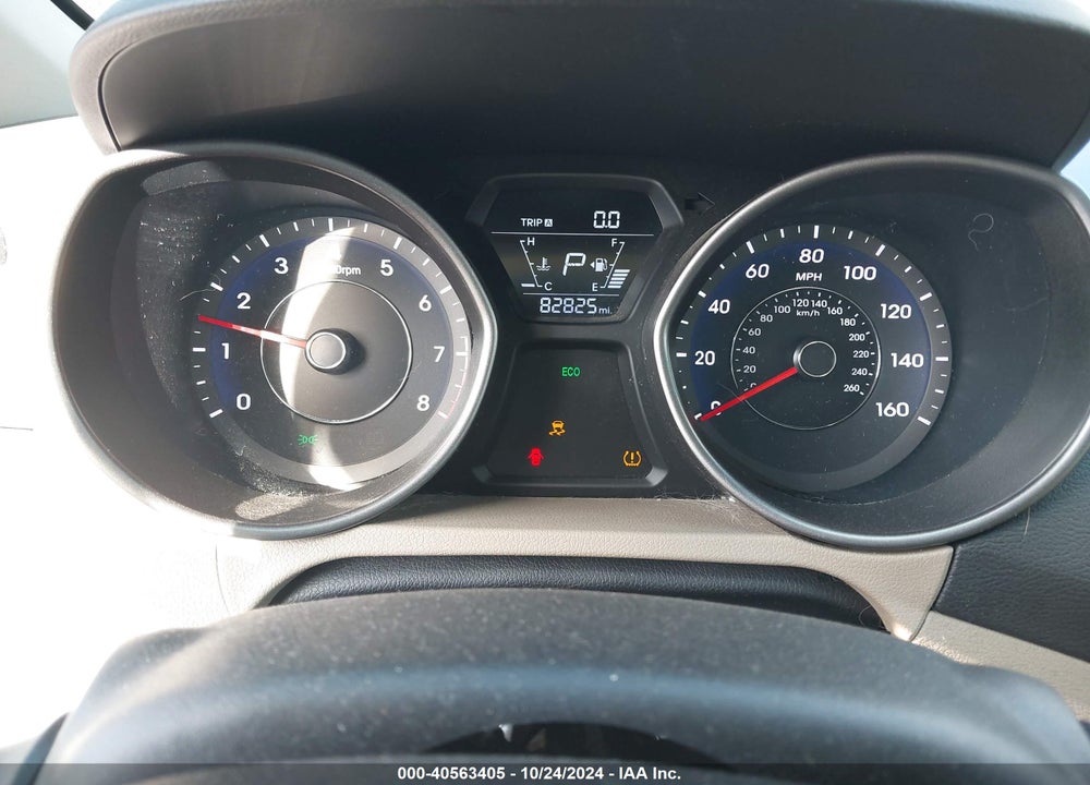 2014 HYUNDAI ELANTRA VIN: 5NPDH4AE5EH495995