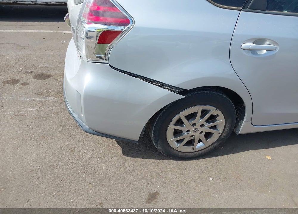 2015 TOYOTA PRIUS V THREE VIN: JTDZN3EU6FJ023484