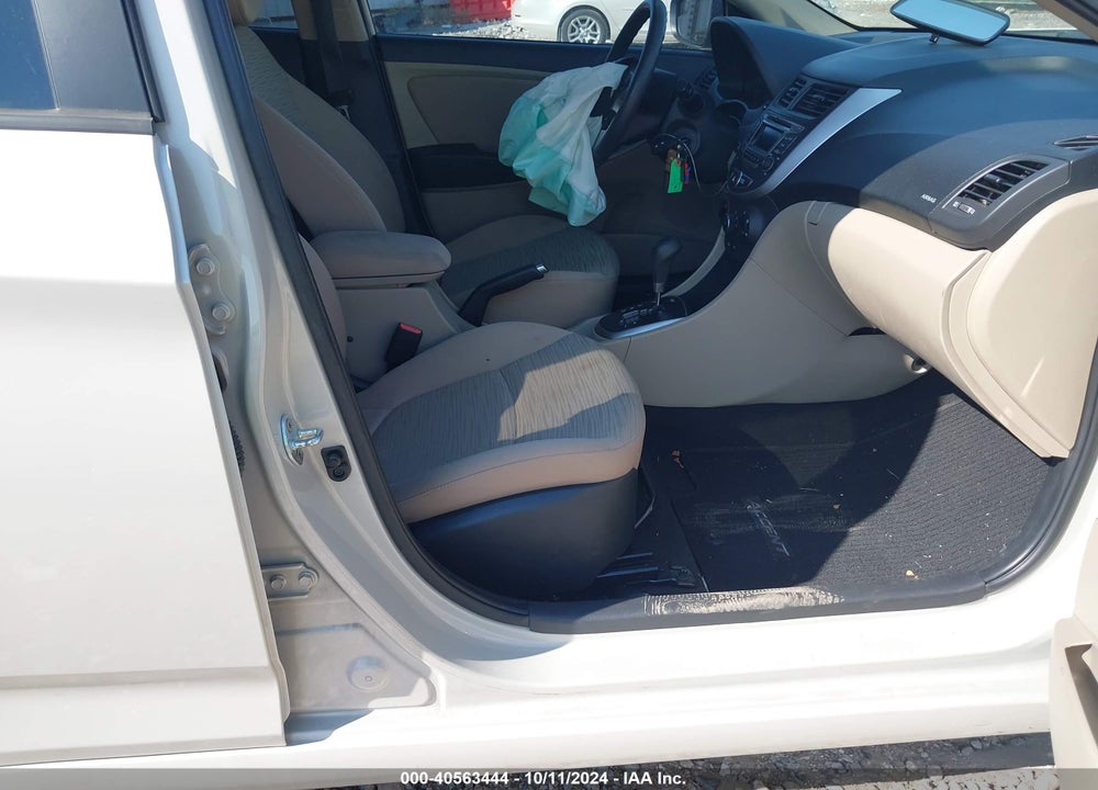 2016 HYUNDAI ACCENT SE VIN: KMHCT4AE4GU140962