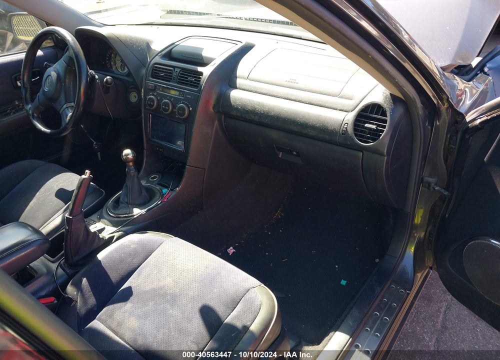 2003 LEXUS IS 300 BASE W/5-SPEED MANUAL VIN: JTHBD192130079284