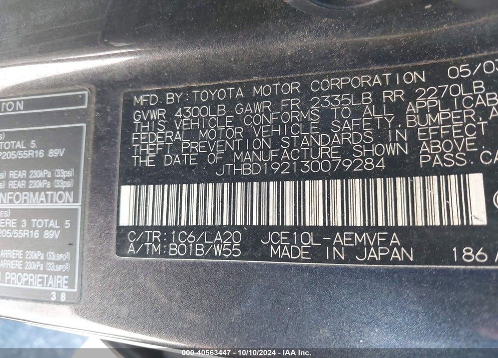2003 LEXUS IS 300 BASE W/5-SPEED MANUAL VIN: JTHBD192130079284