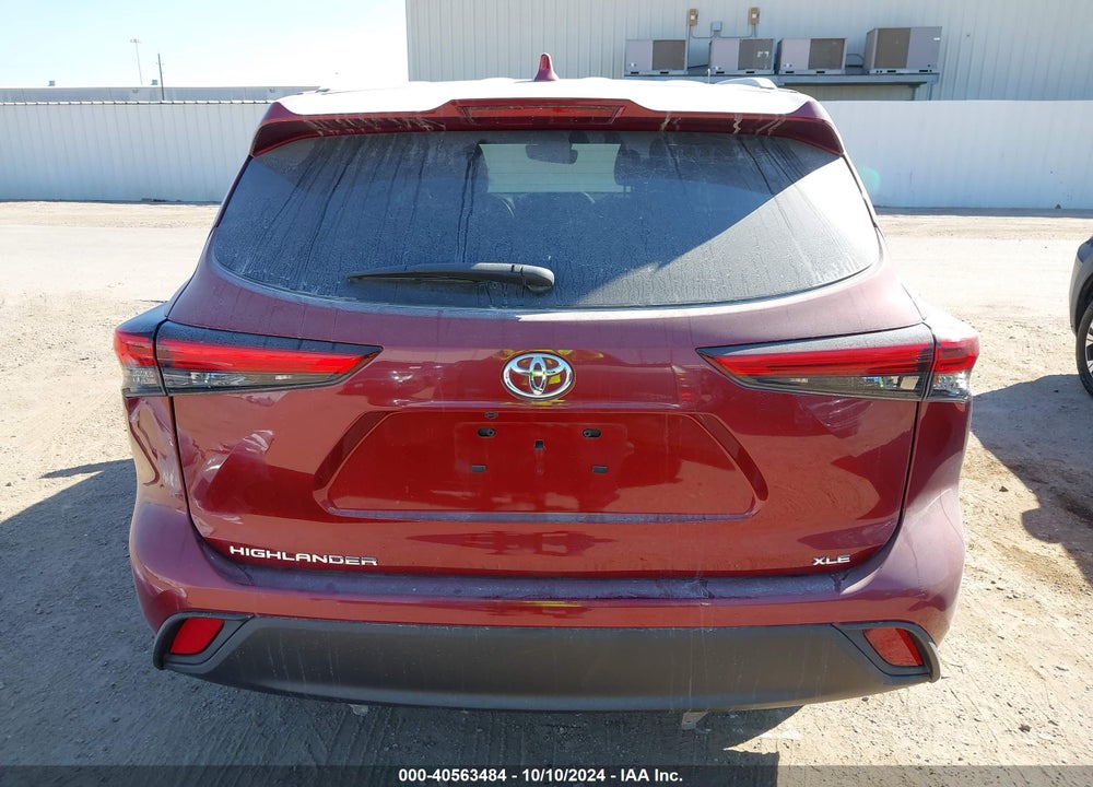 2022 TOYOTA HIGHLANDER XLE VIN: 5TDGZRAH7NS542925