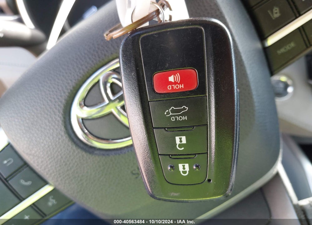 2022 TOYOTA HIGHLANDER XLE VIN: 5TDGZRAH7NS542925