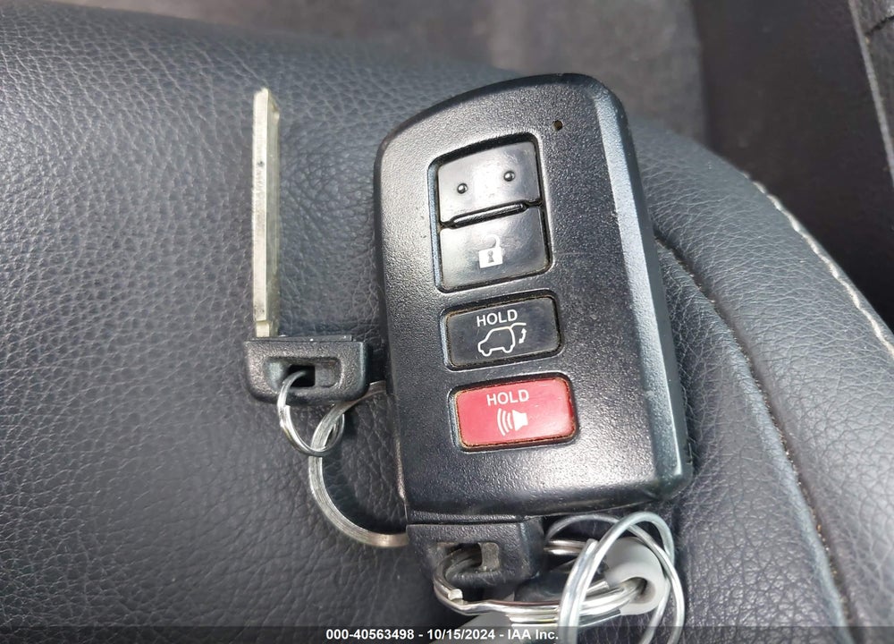 2018 TOYOTA RAV4 LIMITED/SE/PLATINUM VIN: 2T3DFREV4JW735361