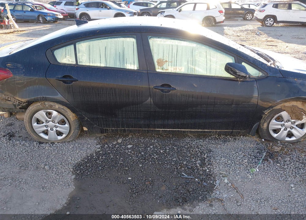 2018 KIA FORTE LX VIN: 3KPFL4A74JE211893
