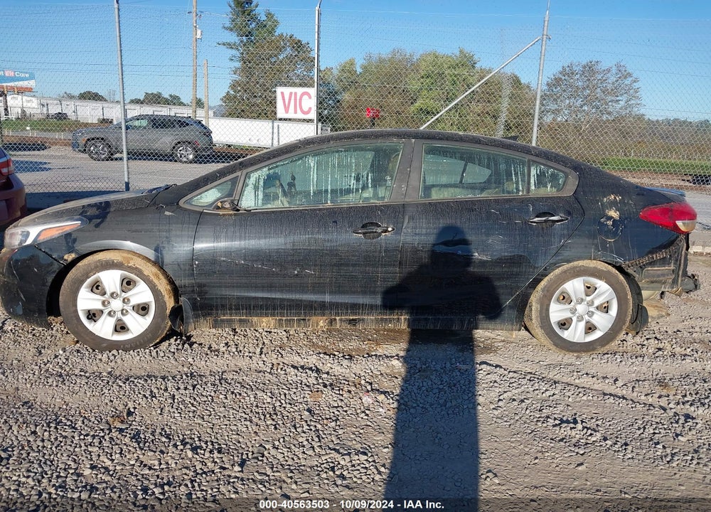 2018 KIA FORTE LX VIN: 3KPFL4A74JE211893
