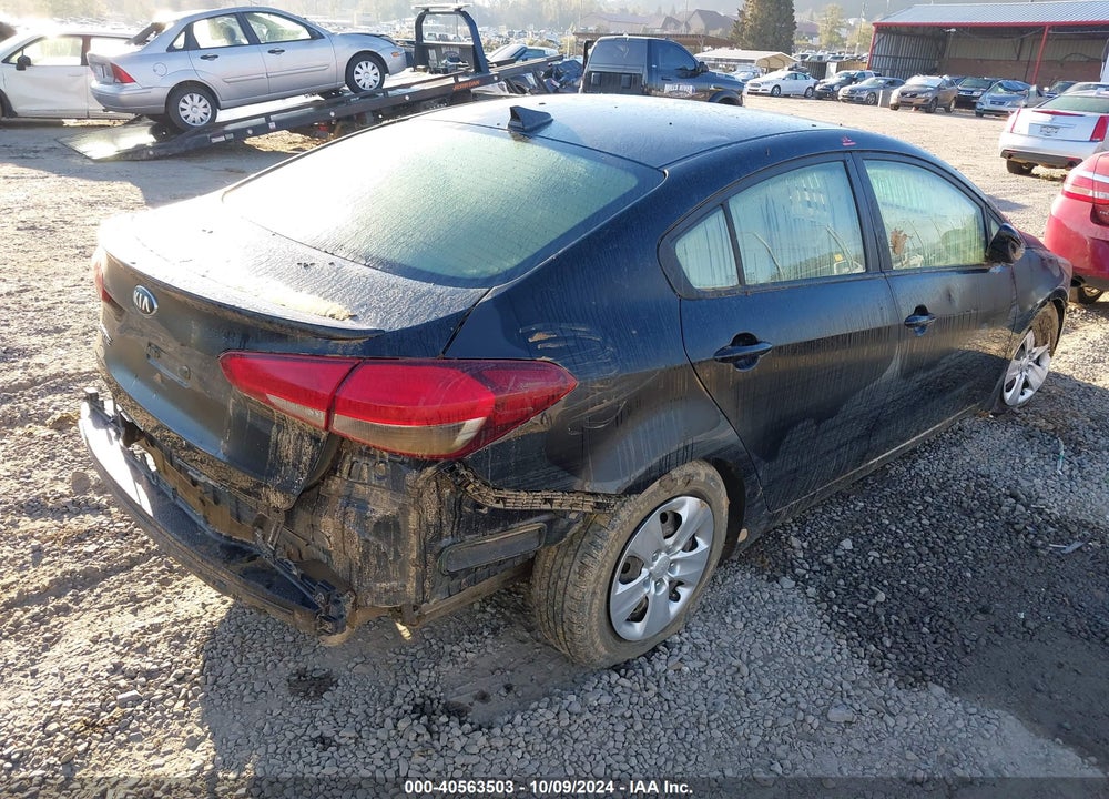 2018 KIA FORTE LX VIN: 3KPFL4A74JE211893