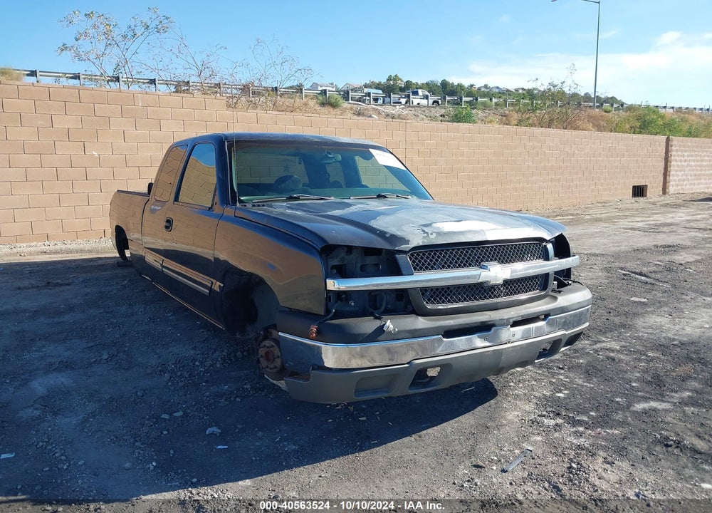 2003 CHEVROLET SILVERADO 1500 LS VIN: 2GCEC19V231213736