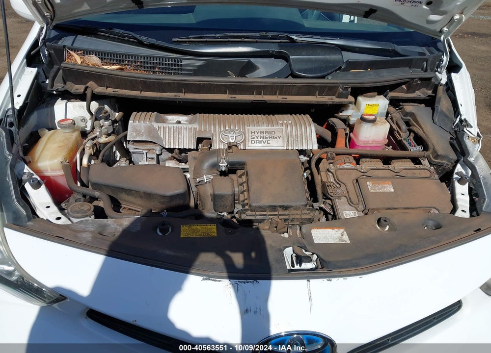 2015 TOYOTA PRIUS V FIVE/FOUR/THREE/TWO VIN: JTDZN3EU4FJ026996
