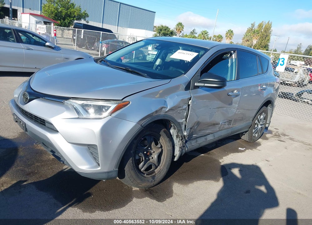 2017 TOYOTA RAV4 LE VIN: 2T3ZFREVXHW384035