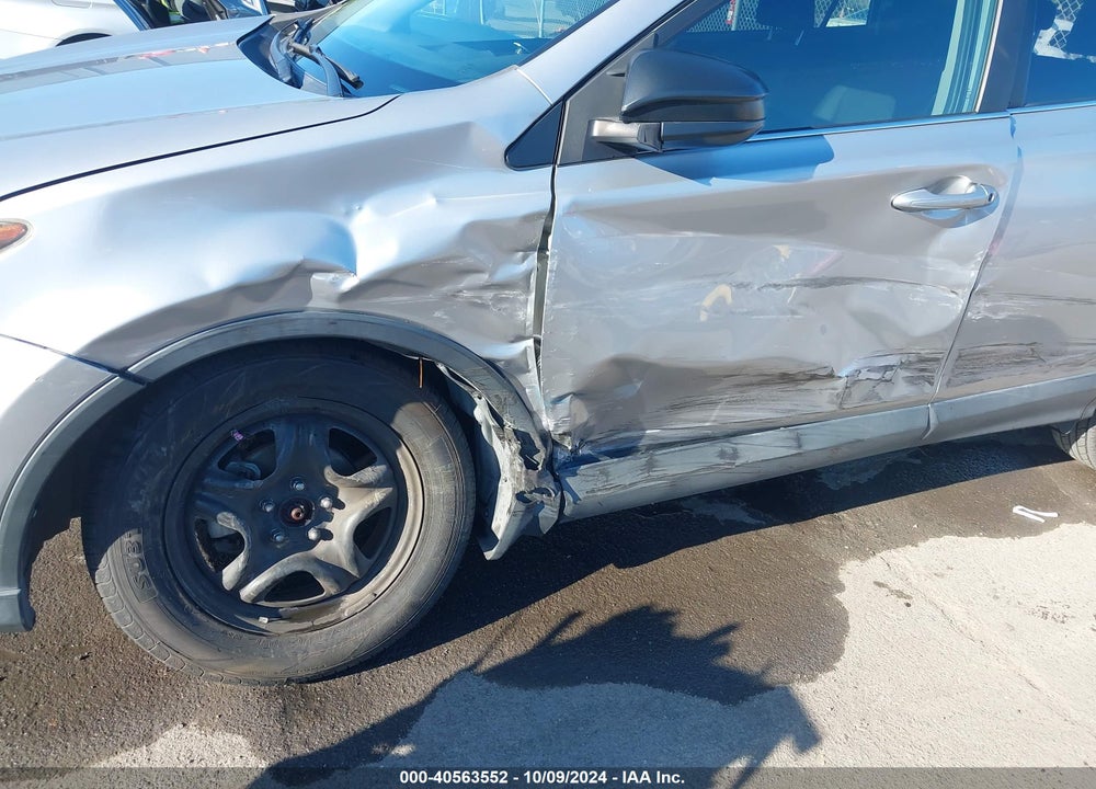 2017 TOYOTA RAV4 LE VIN: 2T3ZFREVXHW384035