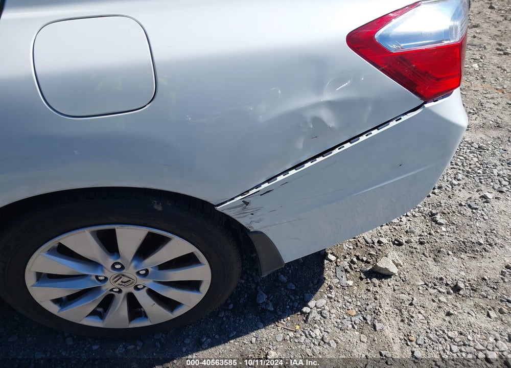 2013 HONDA ACCORD EX-L VIN: 1HGCR2F86DA064136
