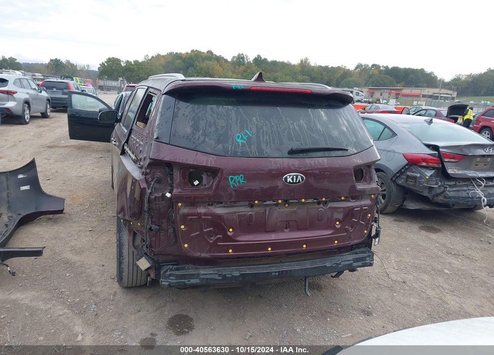 2018 KIA SEDONA SX VIN: KNDMC5C15J6374287