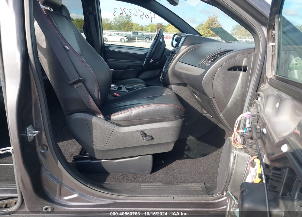 2018 DODGE GRAND CARAVAN GT VIN: 2C4RDGEG9JR342869