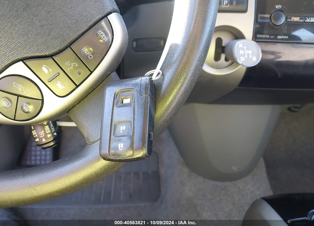 2006 TOYOTA PRIUS VIN: JTDKB20U967076026