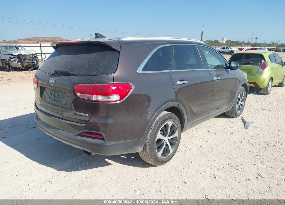 2016 KIA SORENTO 2.0T EX VIN: 5XYPH4A19GG125282