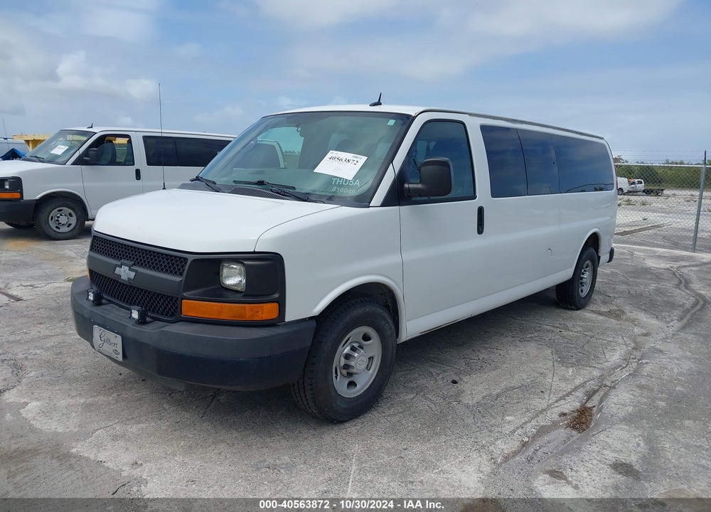 2015 CHEVROLET EXPRESS 3500 LS VIN: 1GAZGZFF2F1127959
