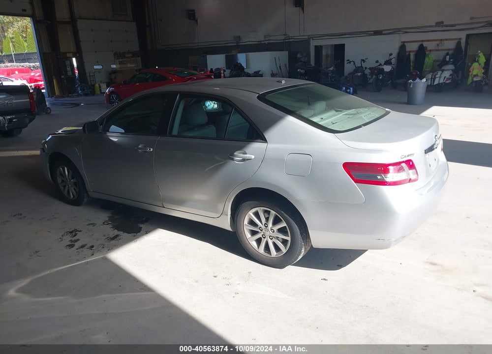 2011 TOYOTA CAMRY XLE VIN: 4T1BF3EK8BU223168