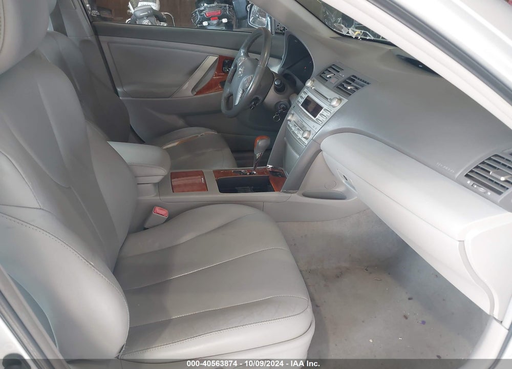 2011 TOYOTA CAMRY XLE VIN: 4T1BF3EK8BU223168