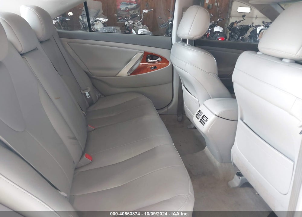 2011 TOYOTA CAMRY XLE VIN: 4T1BF3EK8BU223168