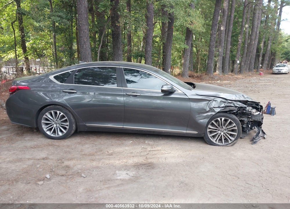2017 GENESIS G80 3.8 VIN: KMHGN4JE4HU194307