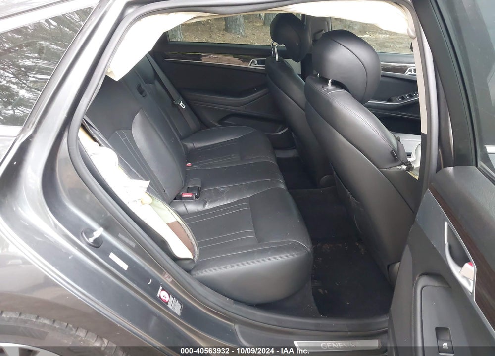 2017 GENESIS G80 3.8 VIN: KMHGN4JE4HU194307