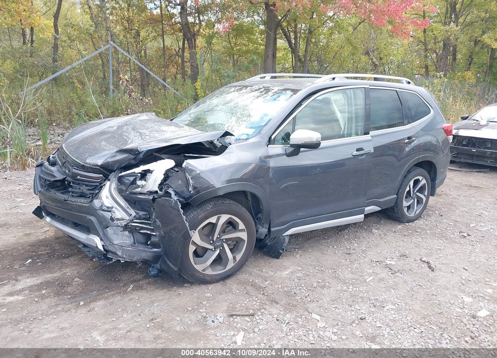 2022 SUBARU FORESTER TOURING VIN: JF2SKARC3NH512111