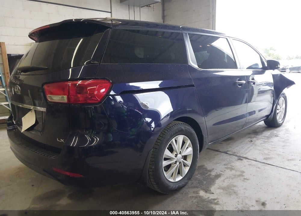 2018 KIA SEDONA LX VIN: KNDMB5C1XJ6390326