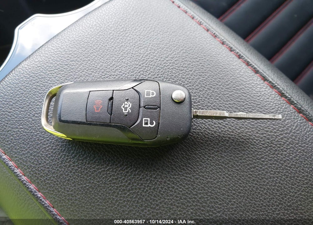 2015 FORD FUSION SE VIN: 3FA6P0T96FR179532
