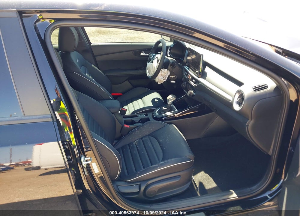 2024 KIA FORTE VIN: 3KPF54AD4RE827752