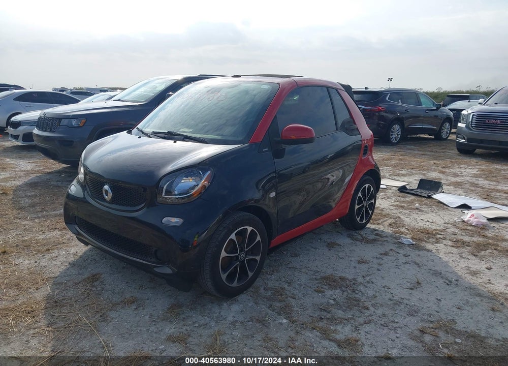 2017 SMART FORTWO PASSION/PRIME/PROXY VIN: WMEFK5DAXHK137100
