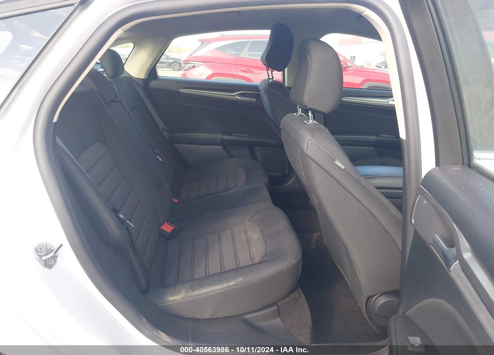2020 FORD FUSION SE VIN: 3FA6P0HDXLR161110