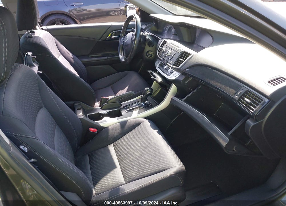 2015 HONDA ACCORD SPORT VIN: 1HGCR2F53FA059131
