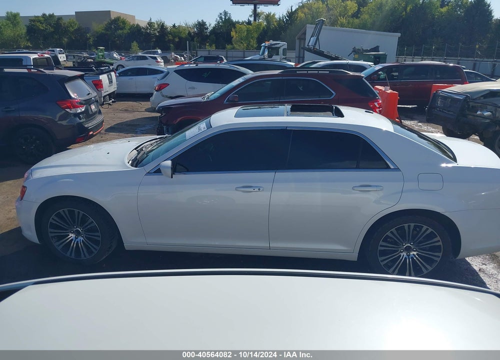 2014 CHRYSLER 300 300S VIN: 2C3CCABT5EH105660