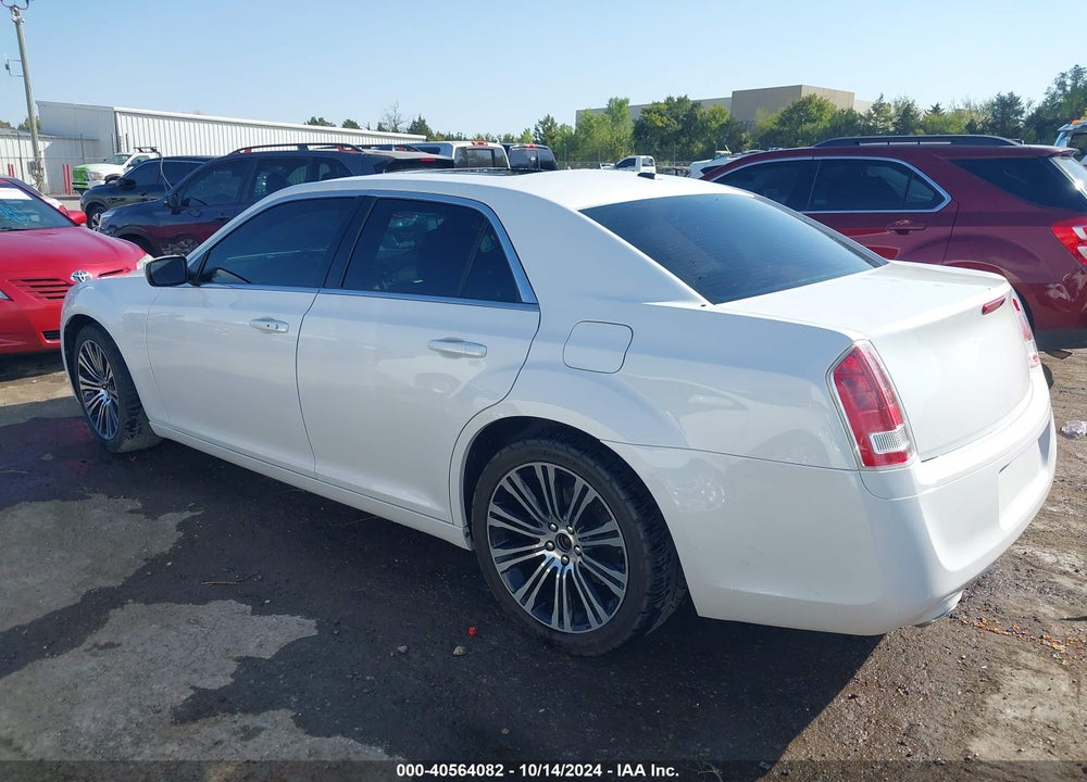 2014 CHRYSLER 300 300S VIN: 2C3CCABT5EH105660