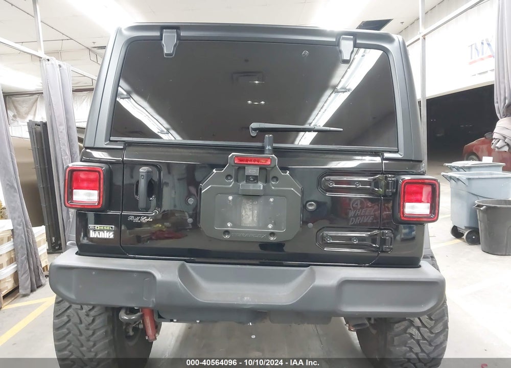 2022 JEEP WRANGLER UNLIMITED WILLYS 4X4 VIN: 1C4HJXDMXNW131074