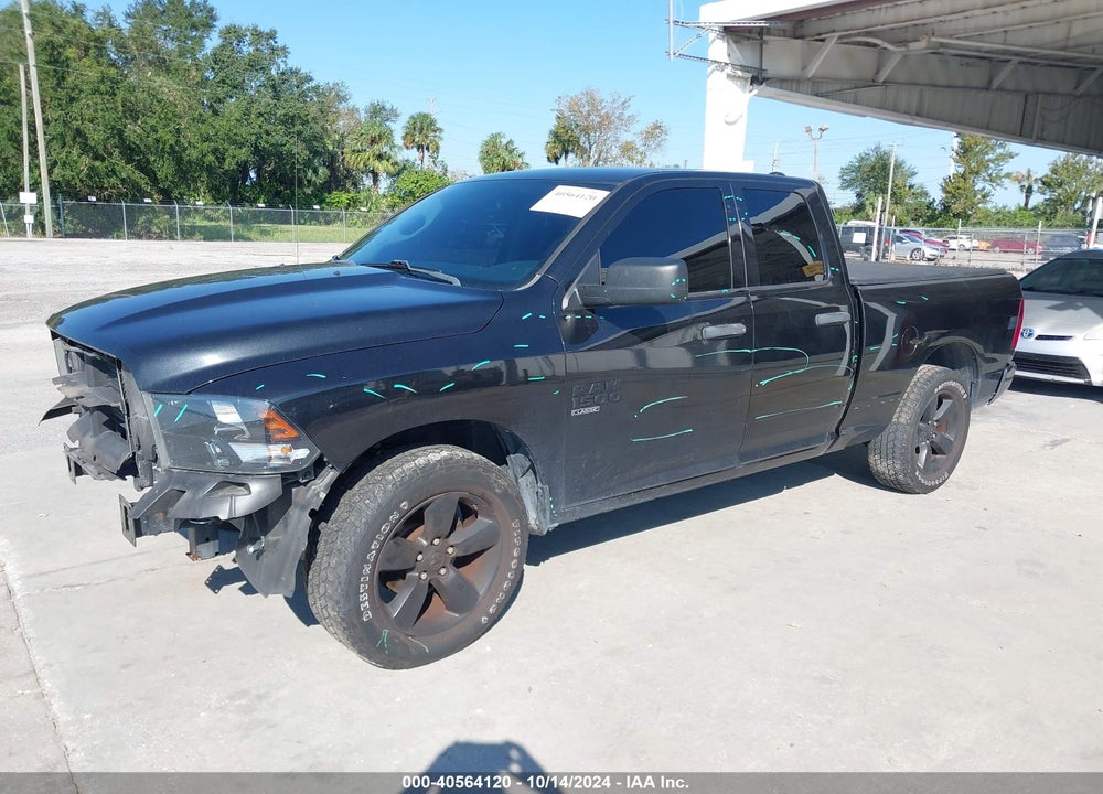 2019 RAM 1500 CLASSIC EXPRESS  4X2 6'4 BOX VIN: 1C6RR6FG0KS555601