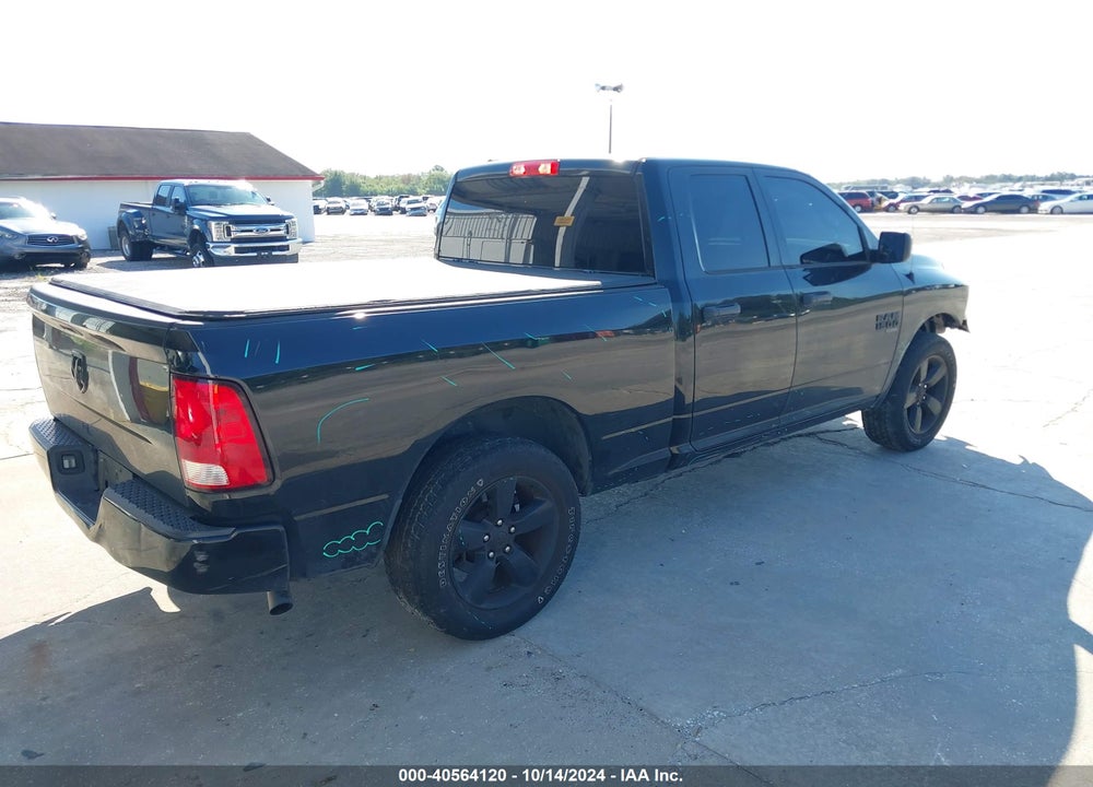 2019 RAM 1500 CLASSIC EXPRESS  4X2 6'4 BOX VIN: 1C6RR6FG0KS555601