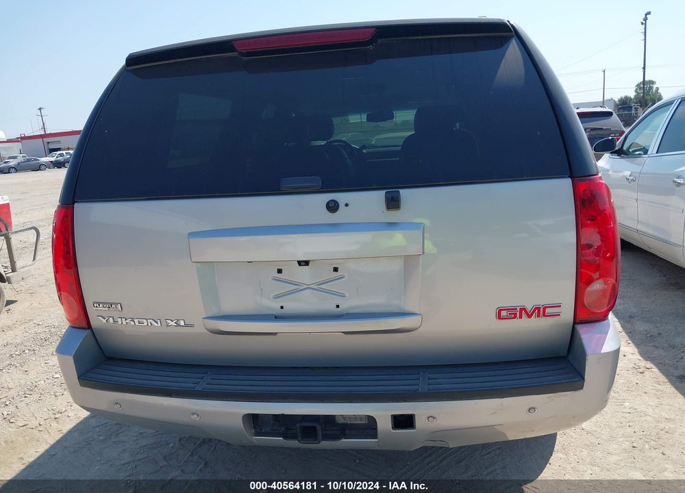 2010 GMC YUKON XL 1500 SLT VIN: 1GKUCKE08AR119896